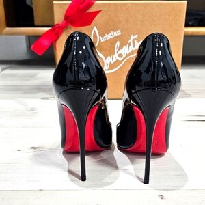 Christian Louboutin, Black Pumps